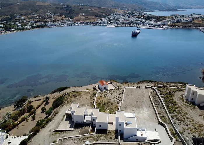 Villa & Studio Hydroussa By Andros Homes